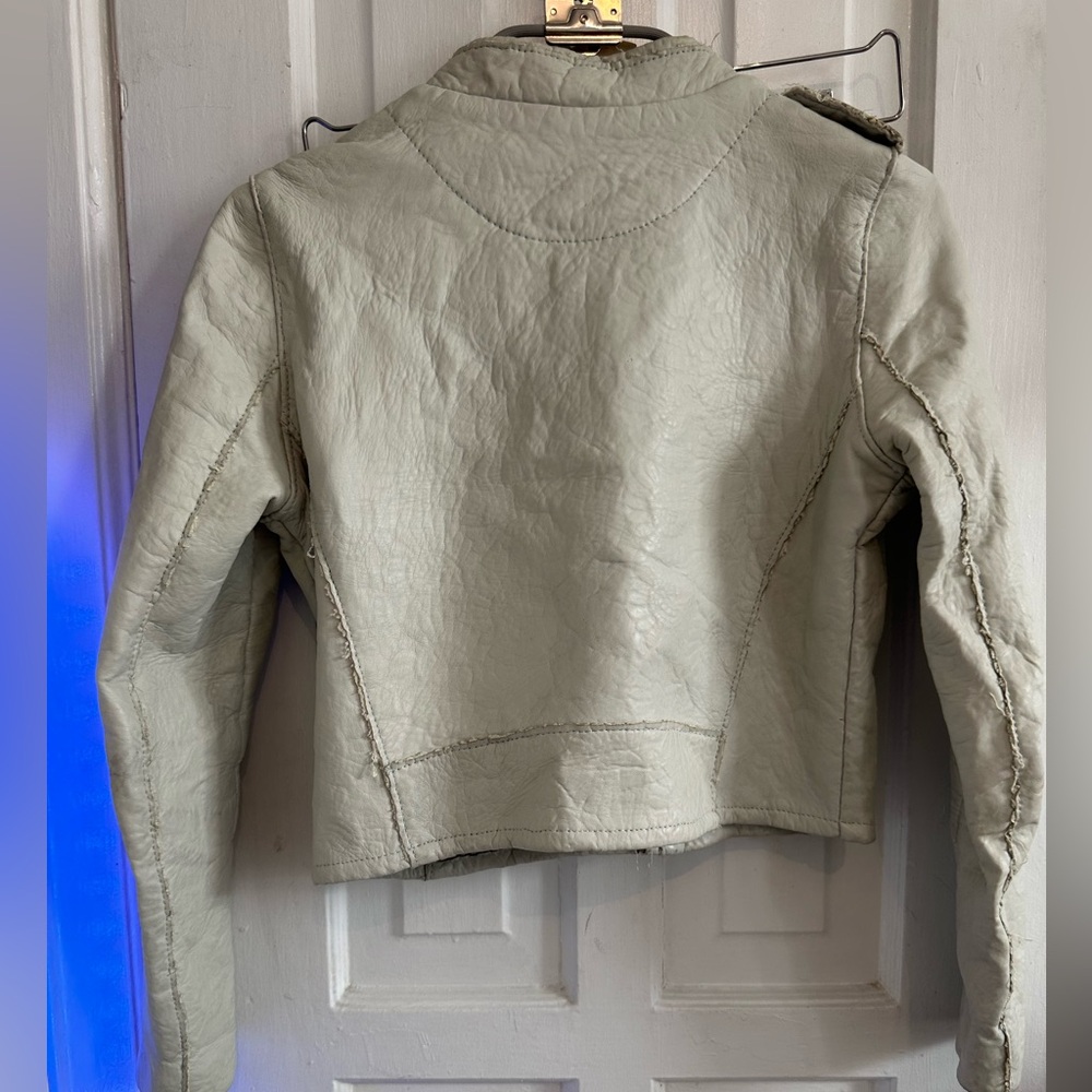 L—Maje jacket. - Picture 9 of 14